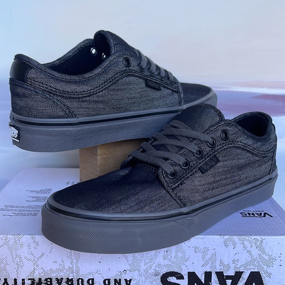 Vans WMNS Skate Chukka Low
Black/Grey/Denim
VN0A4BX45BR
Sneakers - Picture 8 of 16